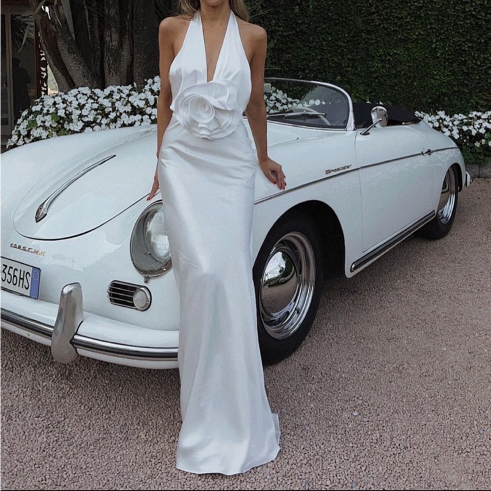 The Bar Grayson dress in blanc white size 4